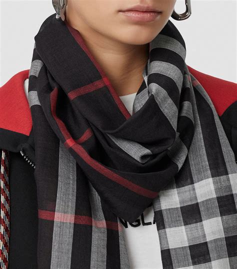 coco montrese burberry scarf|burberry check wool scarf.